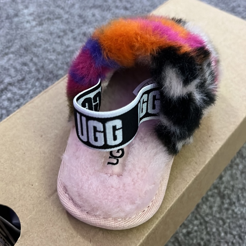 Ugg Slippers - Picture 2 of 5